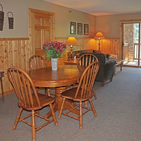 Sugar Lake Lodge Grand Rapids Ngoại thất bức ảnh