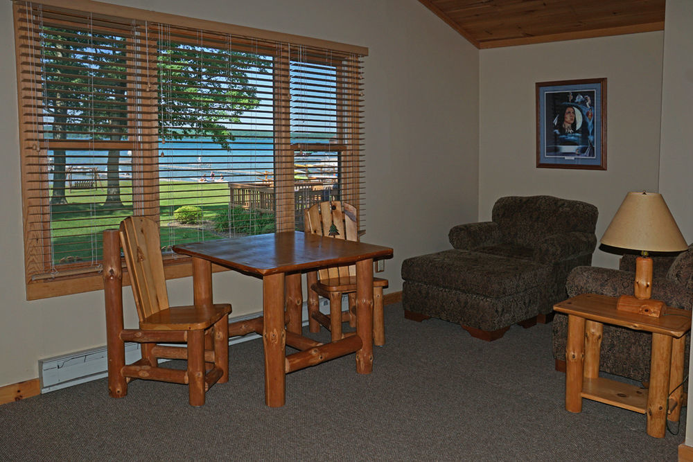 Sugar Lake Lodge Grand Rapids Ngoại thất bức ảnh
