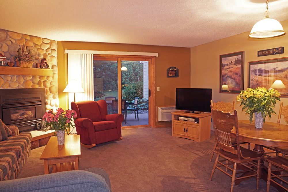 Sugar Lake Lodge Grand Rapids Ngoại thất bức ảnh